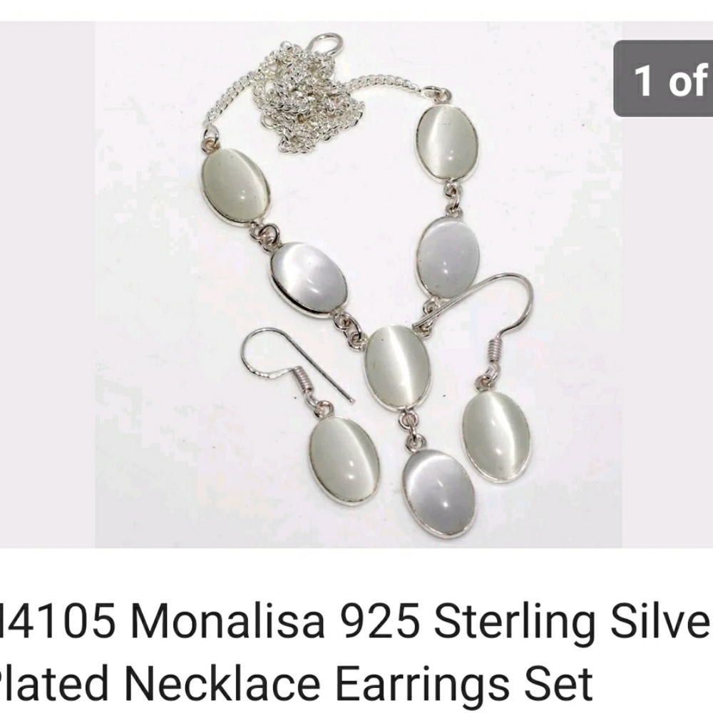 WHITE MONALISA crystal Set earrings & necklace - Picture 2 of 2